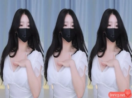 BJ莱娜 – moem9e9 – 个人直播 202412月末-202501月初 合集包 [16V/81.64G]-瑞泰资源分享网