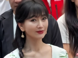 赵雅芝西湖被偶遇，满脸皱纹，瘦得皮包骨，网友：不老女神真老了-瑞泰资源分享网